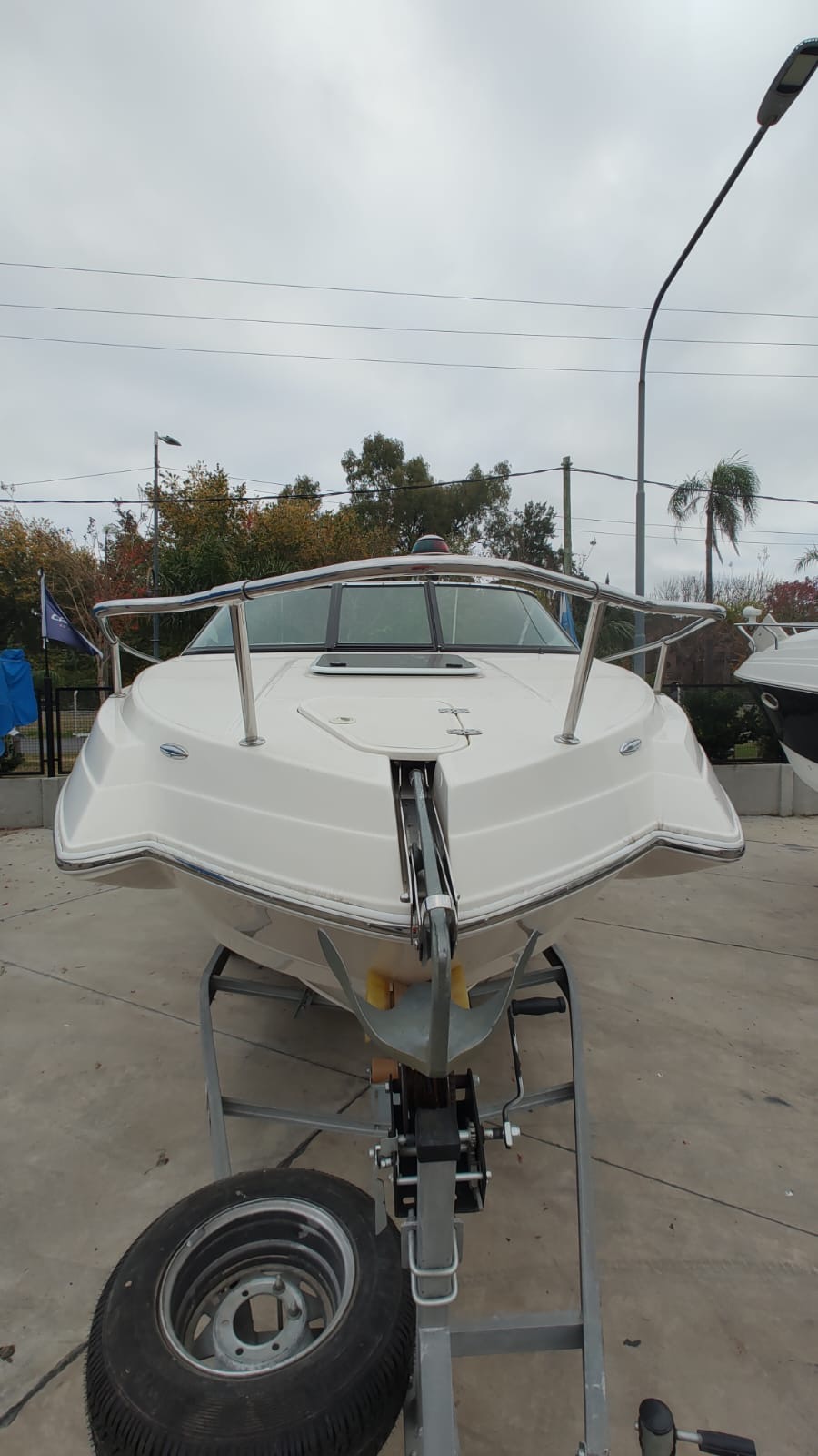 Canestrari Cuddy 225 2017 Mercruiser 250 hp Alpha One